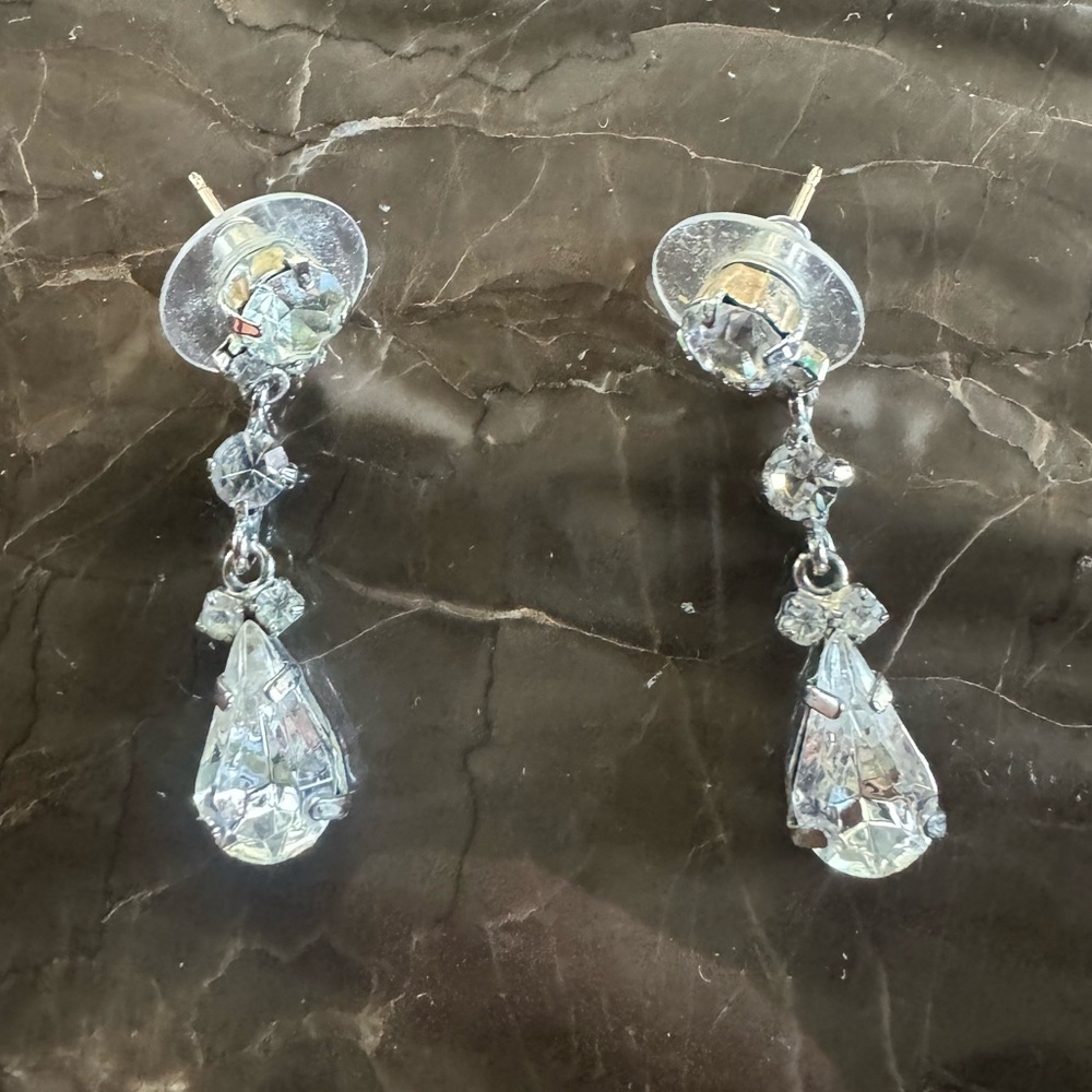 Evening earrings